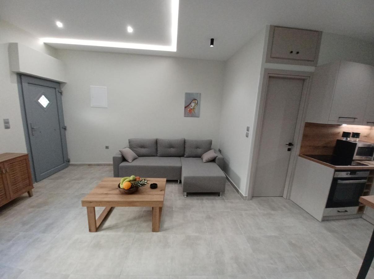 Doukas Home Mytilene Luaran gambar