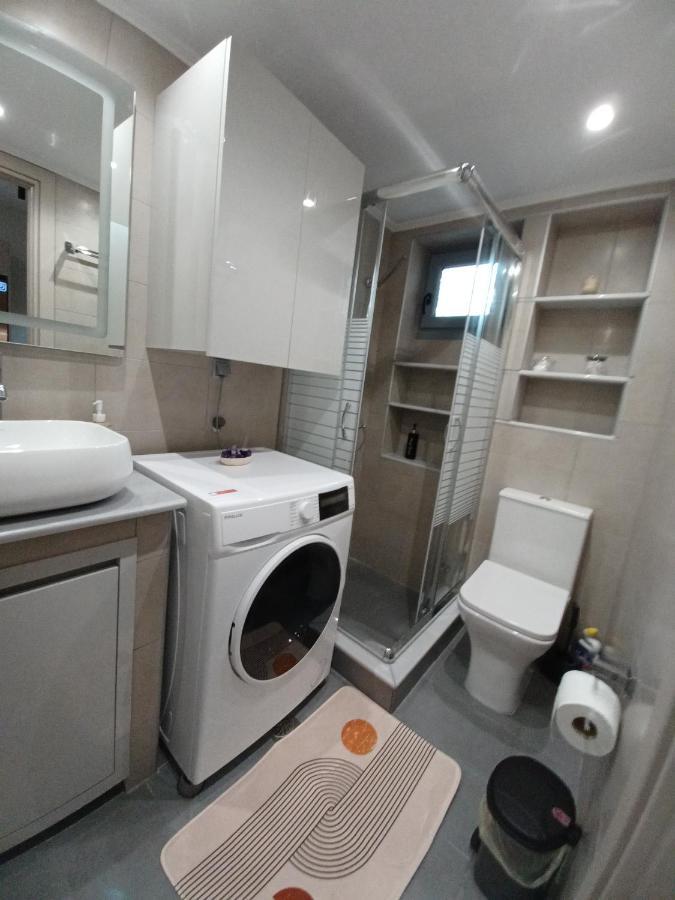 Doukas Home Mytilene Luaran gambar