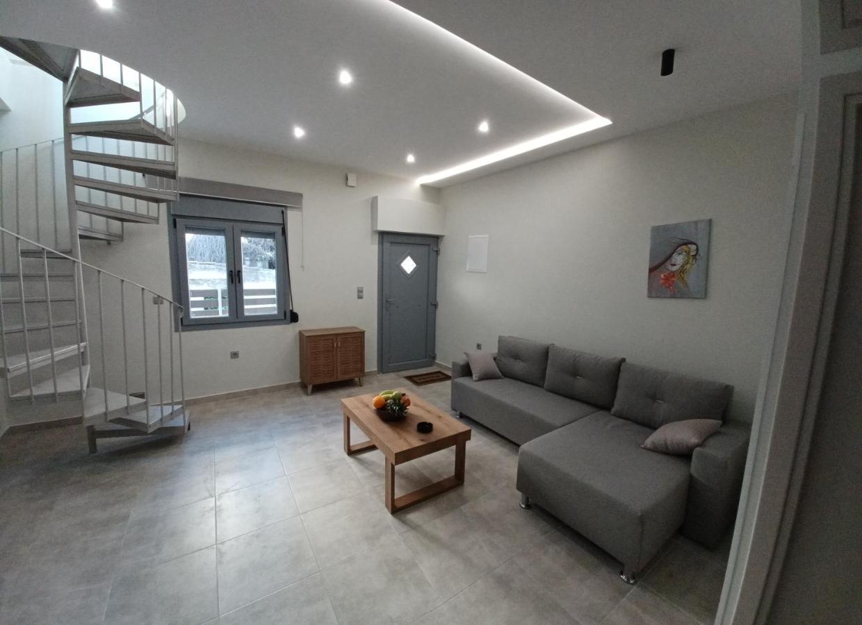 Doukas Home Mytilene Luaran gambar